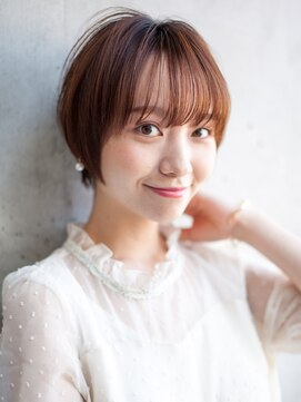 アッシュ 清瀬店(Ash) 横顔美人丸みショート