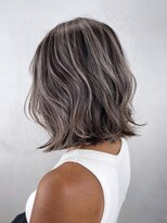 アイティーバイアルバム 下北沢店(IT by ALBUM)&nbsp;グレーバレイヤージュ_グレーベージュレイヤーロング_ba477041