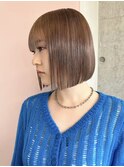 ミルクティーベージュダブルカラーインナーカラーショートボブ