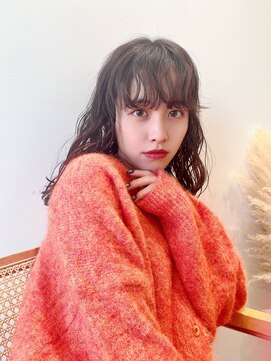 ホロ(hollo) ミディアムパーマ 緩めパーマ パーマミディアム 前髪パーマ