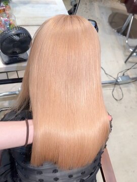 ロイス 渋谷(ROIS) ボブルフ/ネビージュ/小顔/ワンレン/スモーキーアッシュ[渋谷駅]