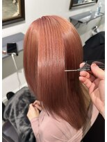 イリ 梅田(ili) 【ハイトーンカラー】コーラルピンク