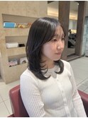 暗髪×レイヤーカット