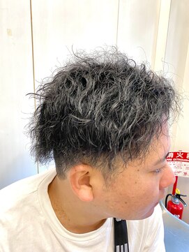 ヘアーアンドグルーミング ヨシザワインク(HAIR&GROOMING YOSHIZAWA Inc.) ツーブロックツイストスパイラルパーマショートアップバング床屋