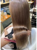 ミルクティーベージュ
