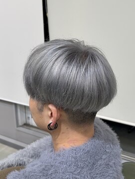 ヘアーアンドビューティーザ エフ(Hair Beauty the F) ~ シルバー ~