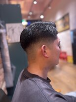 フォーコーナーズ(Four Corners)&nbsp;スキンフェードツーブロック刈り上げジェットモヒカンマンバン