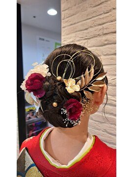 ラメール アヴェダ 西武秋田店(La Melu AVEDA) お着物に映える上品クラシックなまとめ髪