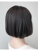 クールブ(Courbe)&nbsp;ダークシルバーカラー♪【2019 Courbe 秋冬 ヘアカラー】