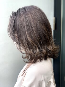 フェーディン(fa/din) ハイライトグレージュミディ