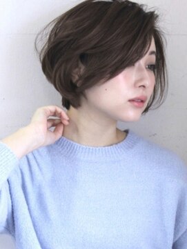 トレ(TRE) 柔らかフェミニンショート