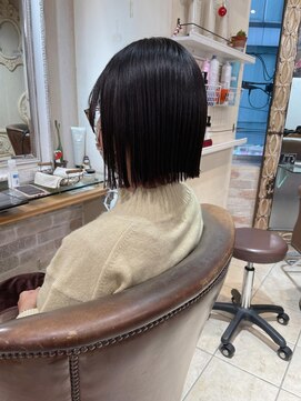 キャンバス バイ ネオリーブ 横浜西口(Canvas by neo.) 切りっぱなし/ミニボブ/ベルボブ/縮毛矯正/sn