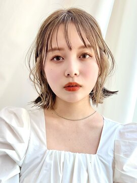 アフロートリノ(AFLOAT Leino) 小顔ヘルシーレイヤースタイル透明感カラー【修】20代30代40代