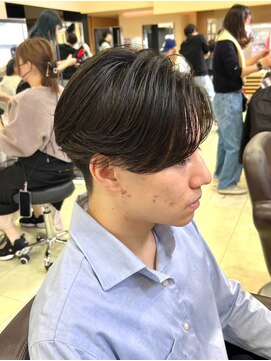 ゼスト 吉祥寺店(ZEST) センターパート ニュアンスパーマ カルマパーマ 【鈴木楓竜】