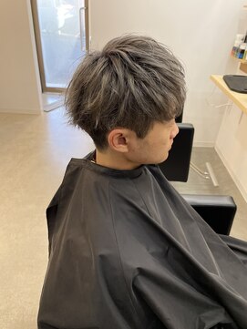 ザワン(The one) ブリーチしてグレージュ