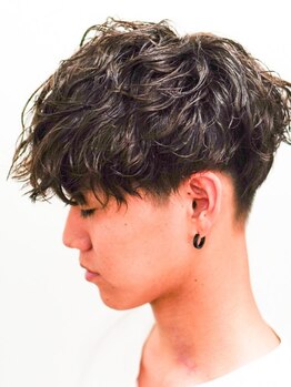 ヘアーズアウル(hair`s OWL)の写真/クセを活かしたパーマでスタイリングも簡単＆かっこよく決まる！アレンジの仕方もしっかりアドバイス◎