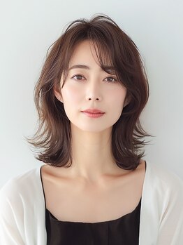 ラナ(Lana)の写真/気になる白髪もお洒落にしっかりカバー♪自然に仕上がる白髪染め★良質で大人可愛いカラーに。