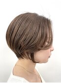 大人可愛いひし形ハンサムショートボブ前下がり