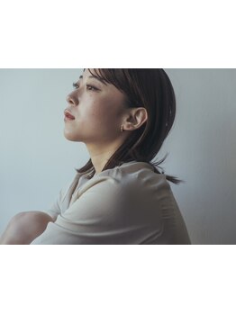 似合わせカットで、あなたの魅力を最大限に引き出します！再現性の高いカットで、毎朝のセットが簡単に◎