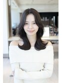 顔周りレイヤー×くびれミディ×大人可愛い×顔まわりレイヤー