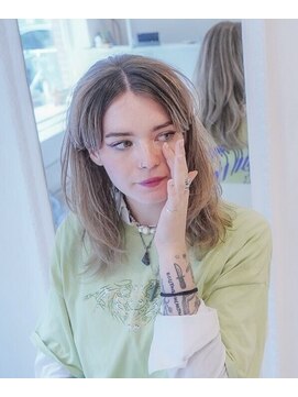 アルモワール(Armoire) ミルクティーベージュ/レイヤー