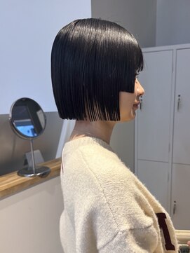 ラフ 立川(Laff) 大人ボブ　切りっぱなしボブ　前下がりボブ　縮毛矯正　姫カット