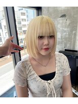 ガルボ ヘアー(garbo hair)&nbsp;個性光るホワイトブロンドボブヘア