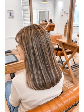 ジプソ 池袋西口(Gypso) 【白髪ぼかしハイライト×髪質改善】レイヤーカット