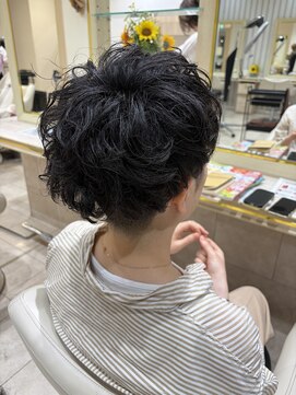 アッシュ 千歳烏山店(Ash) 30代40代大人女子刈り上げショート刈り上げパーマメンズライク