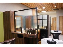 カーロヘアデザイン(Caro hair design)の雰囲気(居心地の良い癒し半個室空間♪気軽に通えるアットホームサロン!!)