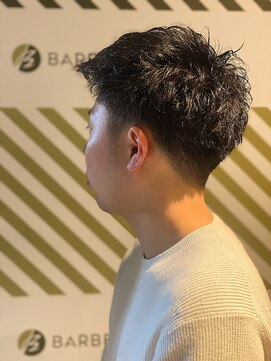 バーバーバー 八広(BARBER-BAR) パーマでスタイリングしやすいショート【バーバーバー 八広】