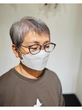 バンビ ヘアーメイク(Bambi hair make) ピンクフェイスフレーミング