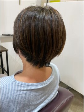 プラスディー(+D) 丸みショート