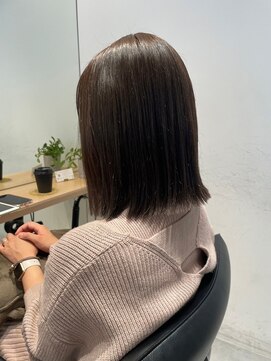 ガリカ 渋谷(Gallica) 【小岩井美希】艶髪グレージュ/外ハネボブ/透明感地毛風カラー