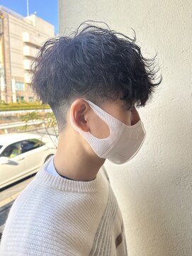 ジーニー(Genie) 波巻きパーマ