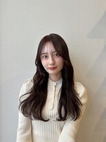 ブローチェアヴェダ ナチュラルベージュカラー＋ロングレイヤースタイル