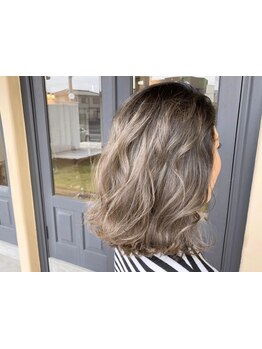 <360°美シルエット>髪質や骨格、雰囲気まで見極め、理想のスタイルを再現◎[蟹江/髪質改善/白髪染め/U24]