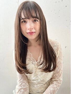 ビーチ(BEACH) レイヤーカット ダークグレー 大人ガーリー 似合わせカット 韓国