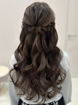 グランマッシュ(GRANMASH) 王道ハーフアップ