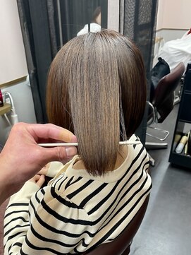 アリ 葛西店(ALi) 切りっぱなしボブ葛西髪質改善｜葛西縮毛矯正｜葛西白髪ぼかし