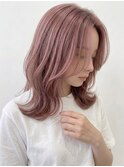 韓国風ピンクベージュブリーチなしレイヤーくびれヘア夏カラー