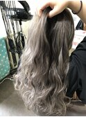 透明感が可愛い!アッシュベージュ