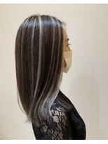 ヘアー デザイナーズ サロン アヴァンセ(HAIR DESIGNER'S SALON AVANCE)&nbsp;＊ハイライト＊