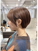 小顔ナチュラルショート20代30代40代くびレイヤーショート