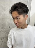 オールバック風センターパート