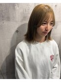 繰り返しされる事でブリーチ無しでに明るくハイトーンベージュ