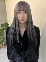 ナループロア ルームー(Nalu pu loa ROOMOO)&nbsp;レイヤーカット/シルバーカラー/ブリーチカラー