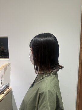 スリー(THREE) イメチェン/ホワイトブロンド/外ハネボブ/美髪/蟹江