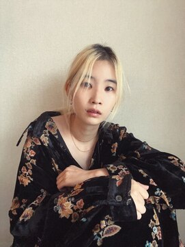 ネアー 新潟(NEER) ハイトーンカラー/ホワイトブリーチ[万代/新潟駅］