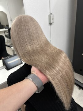 カラ 京都河原町(Kala) ハイライトバレイヤージュダブルカラーケアブリーチ20代30代40代